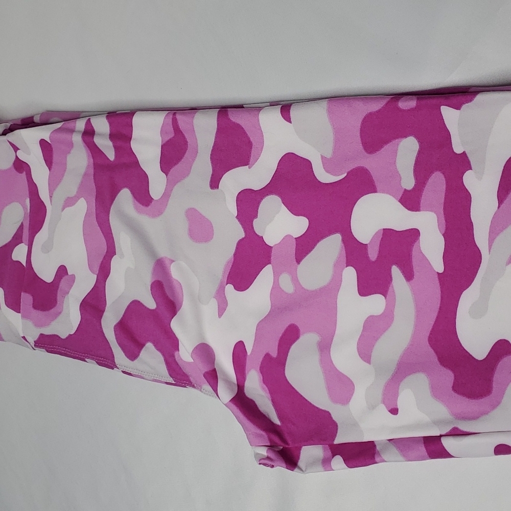 Women's one size (2-12) pink camo LuLaRoe leggings